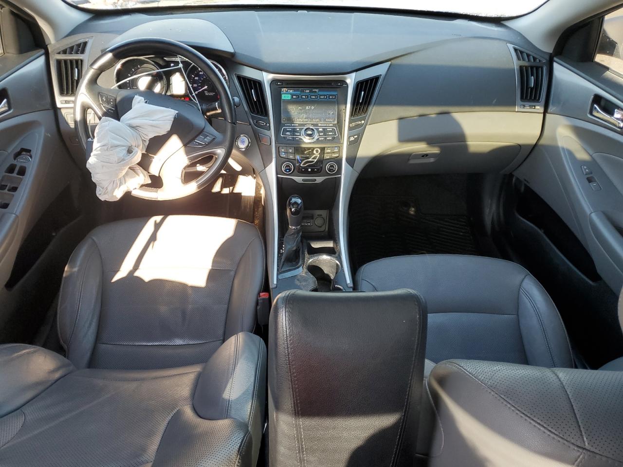 HYUNDAI SONATA HYBRID