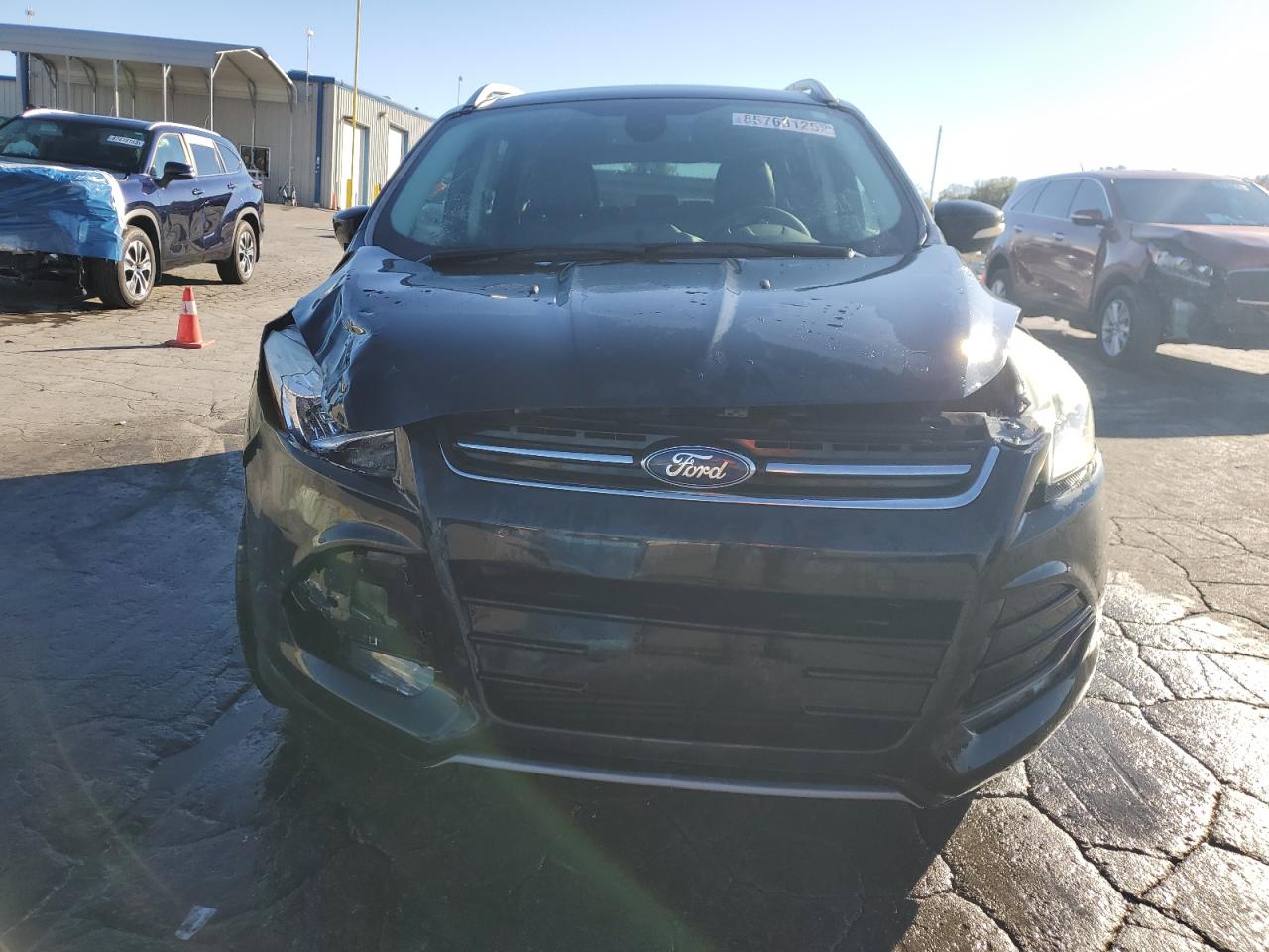 FORD ESCAPE TITANIUM