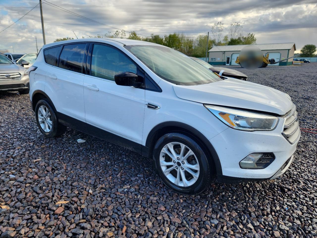 FORD ESCAPE SE