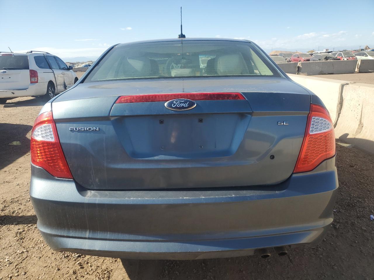 FORD FUSION SE