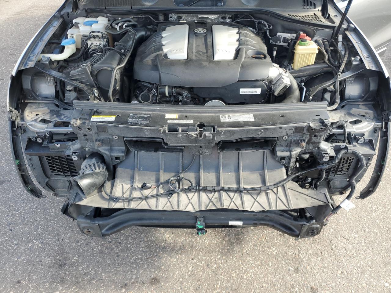 VOLKSWAGEN TOUAREG V6 TDI