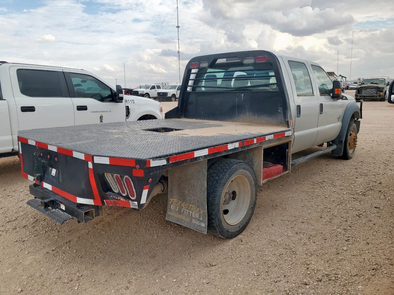 FORD F-550 SUPER DUTY