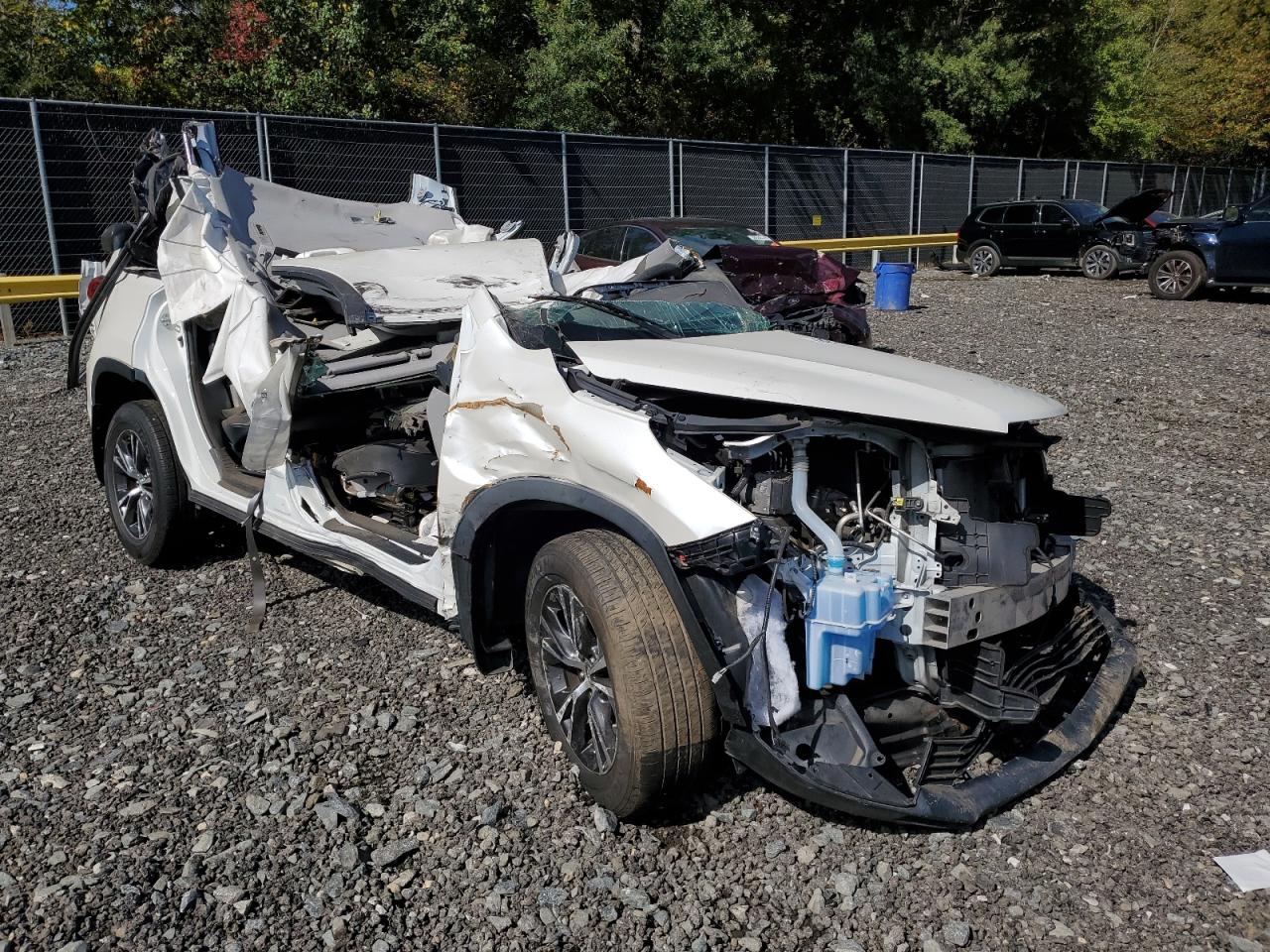 TOYOTA HIGHLANDER LE