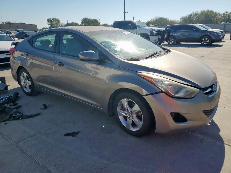 2012 HYUNDAI ELANTRA GL - 5NPDH4AE9CH146321