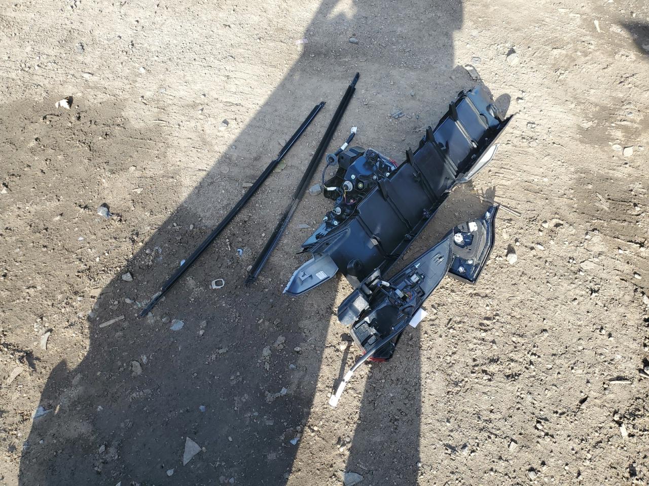 Lot #3302910092 2023 TOYOTA COROLLA SE