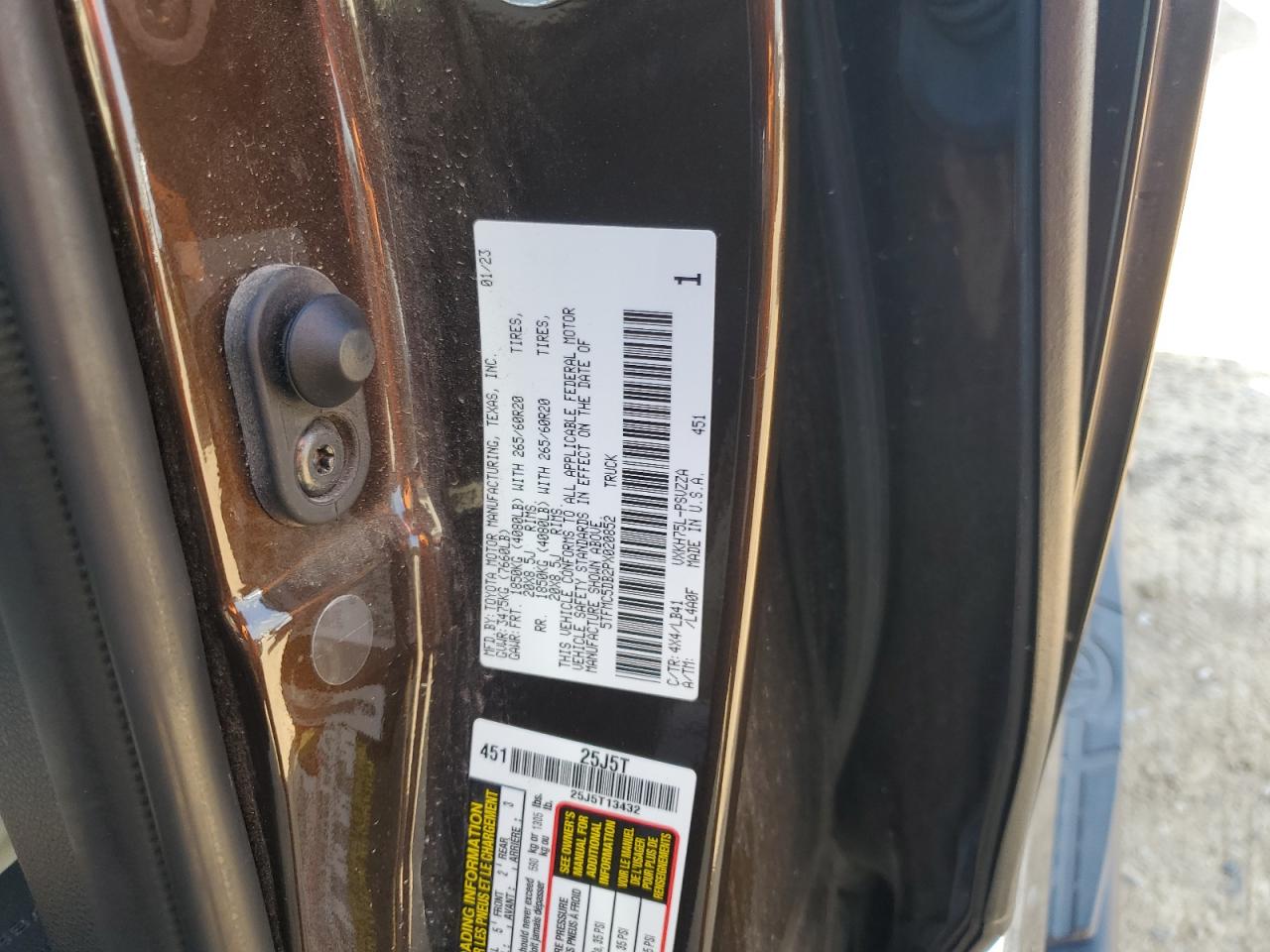 TOYOTA TUNDRA CREWMAX PLATINUM