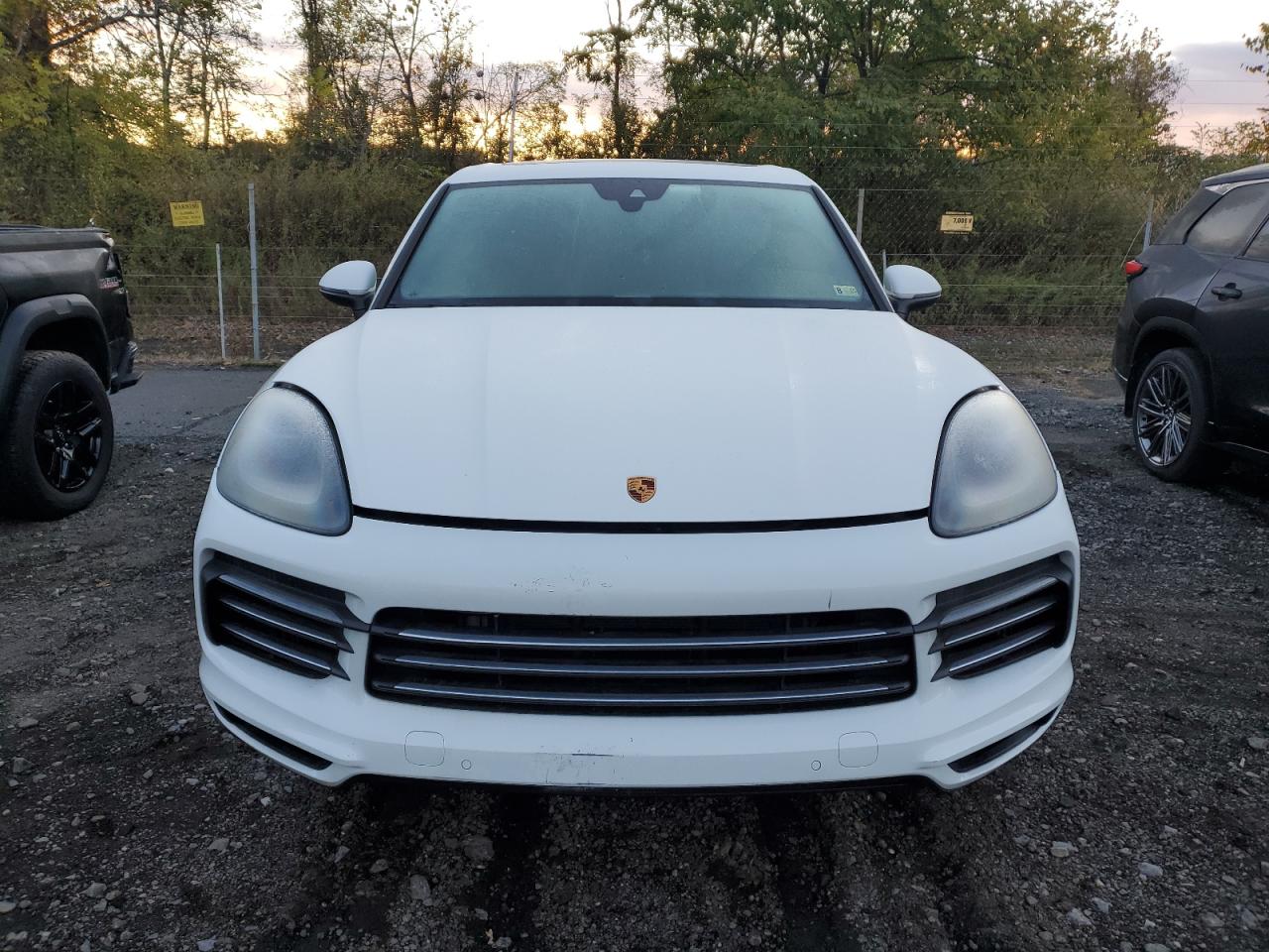 PORSCHE CAYENNE BASE