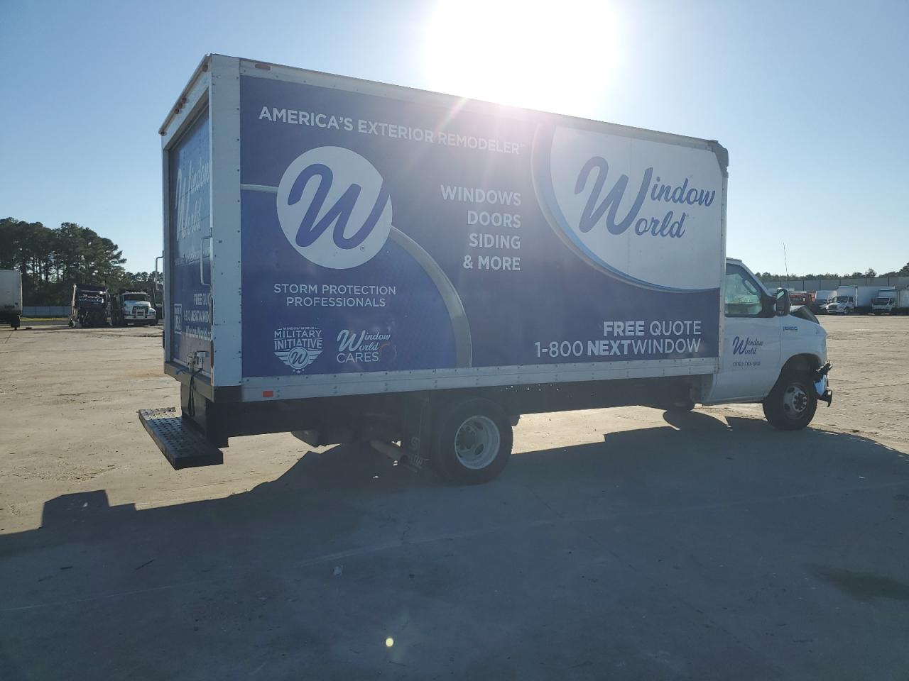 FORD ECONOLINE E450 SUPER DUTY CUTAWAY VAN