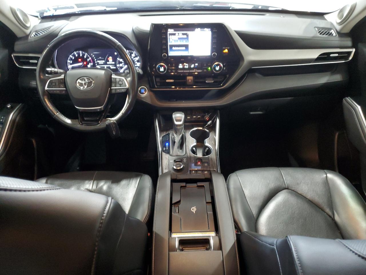 TOYOTA HIGHLANDER LIMITED