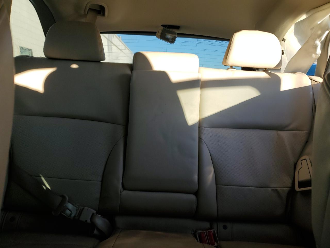 SUBARU OUTBACK 2.5I LIMITED