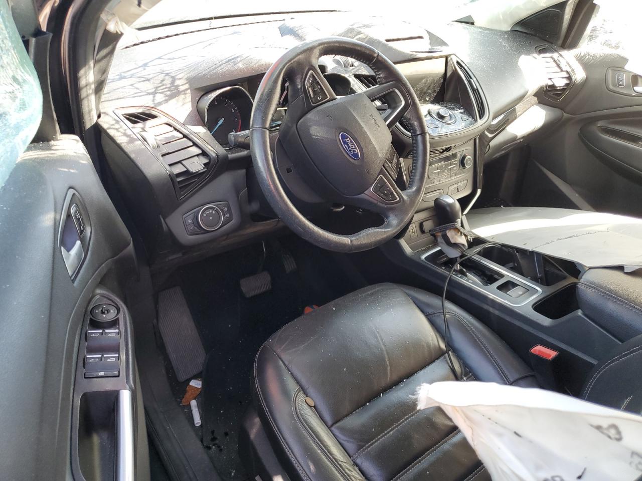 FORD ESCAPE TITANIUM