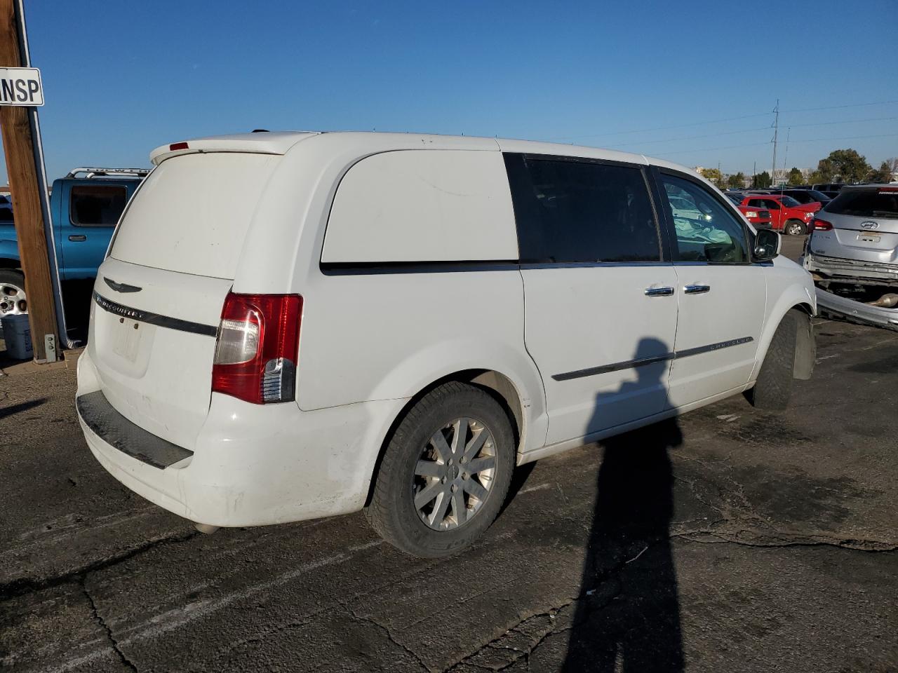 CHRYSLER TOWN & COUNTRY TOURING