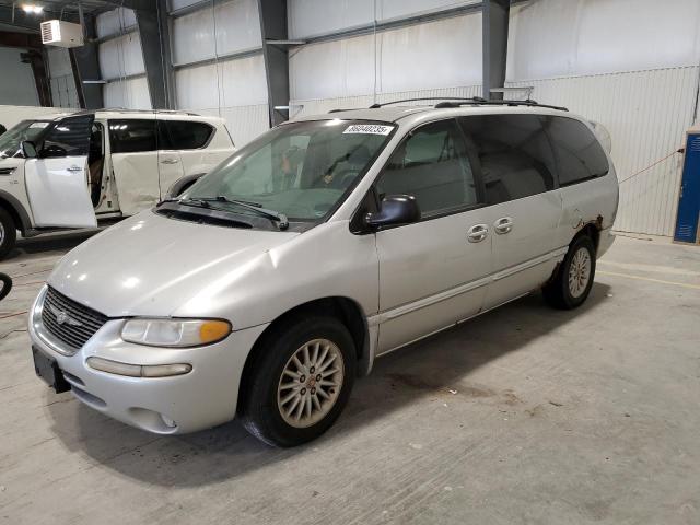 Global Auto Auctions: 2000 CHRYSLER TOWN & COU