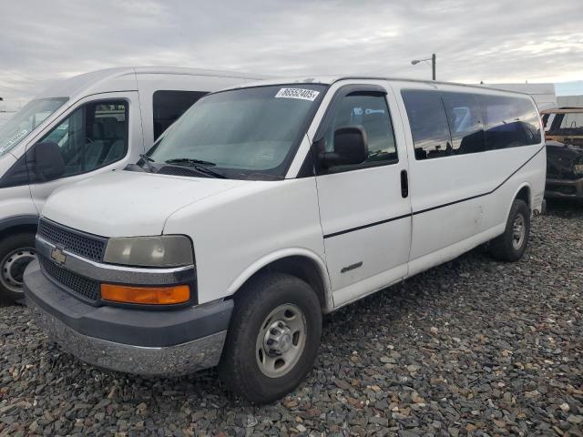 Global Auto Auctions: 2005 CHEVROLET EXPRESS G3