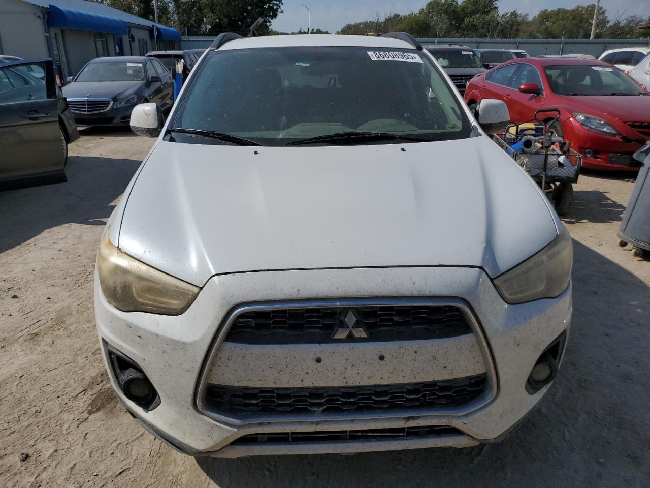 MITSUBISHI OUTLANDER ES