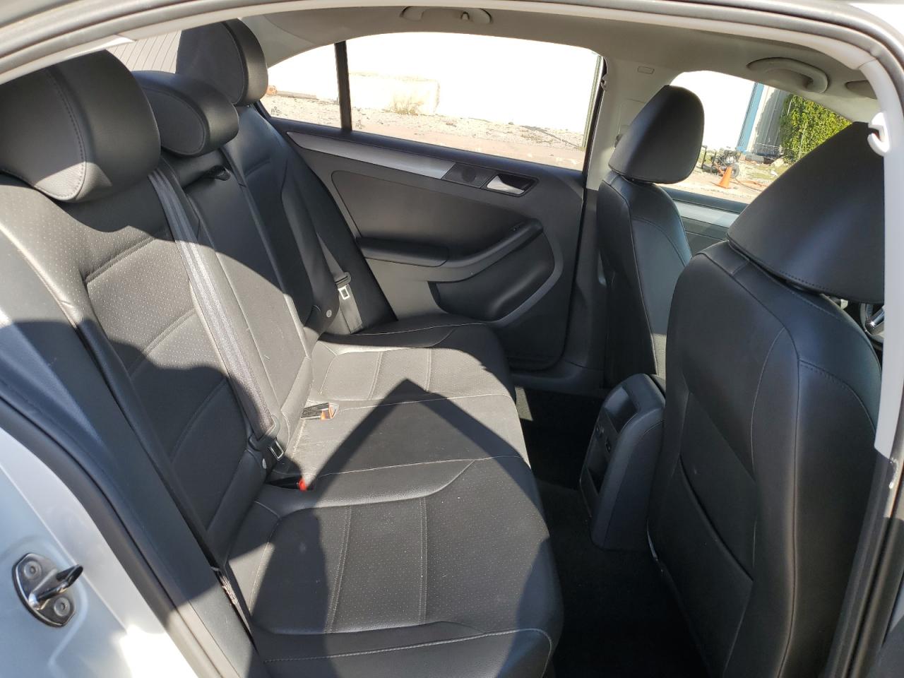 VOLKSWAGEN JETTA TDI