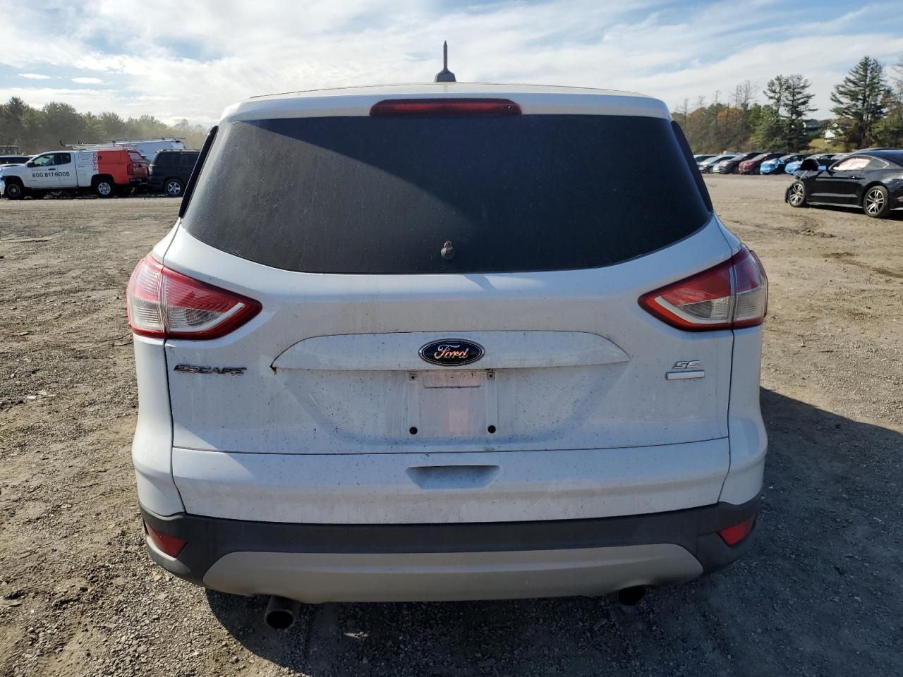 FORD ESCAPE SE