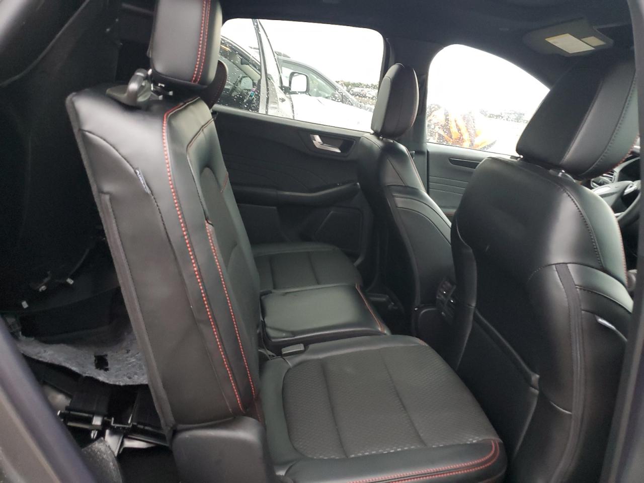 FORD ESCAPE ST LINE SELECT