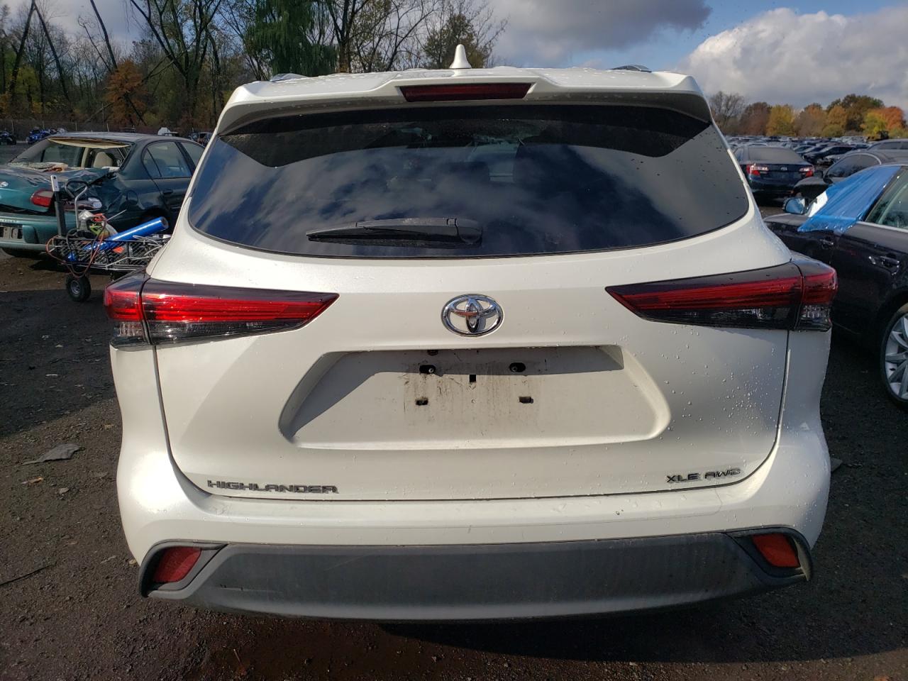 TOYOTA HIGHLANDER XLE