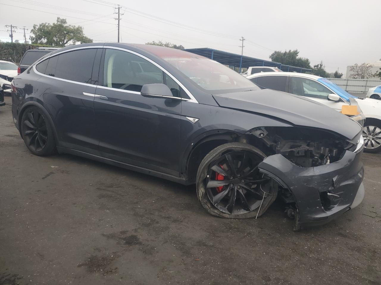 TESLA MODEL X