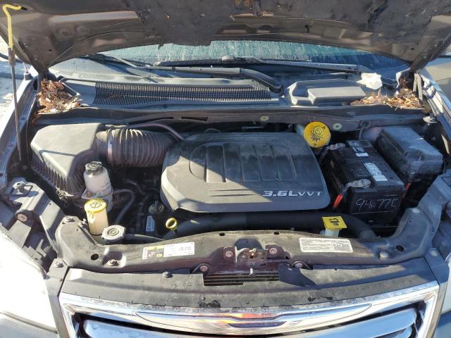 2014 CHRYSLER TOWN & COU #3283878432