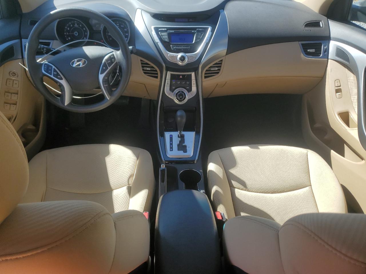 HYUNDAI ELANTRA GLS