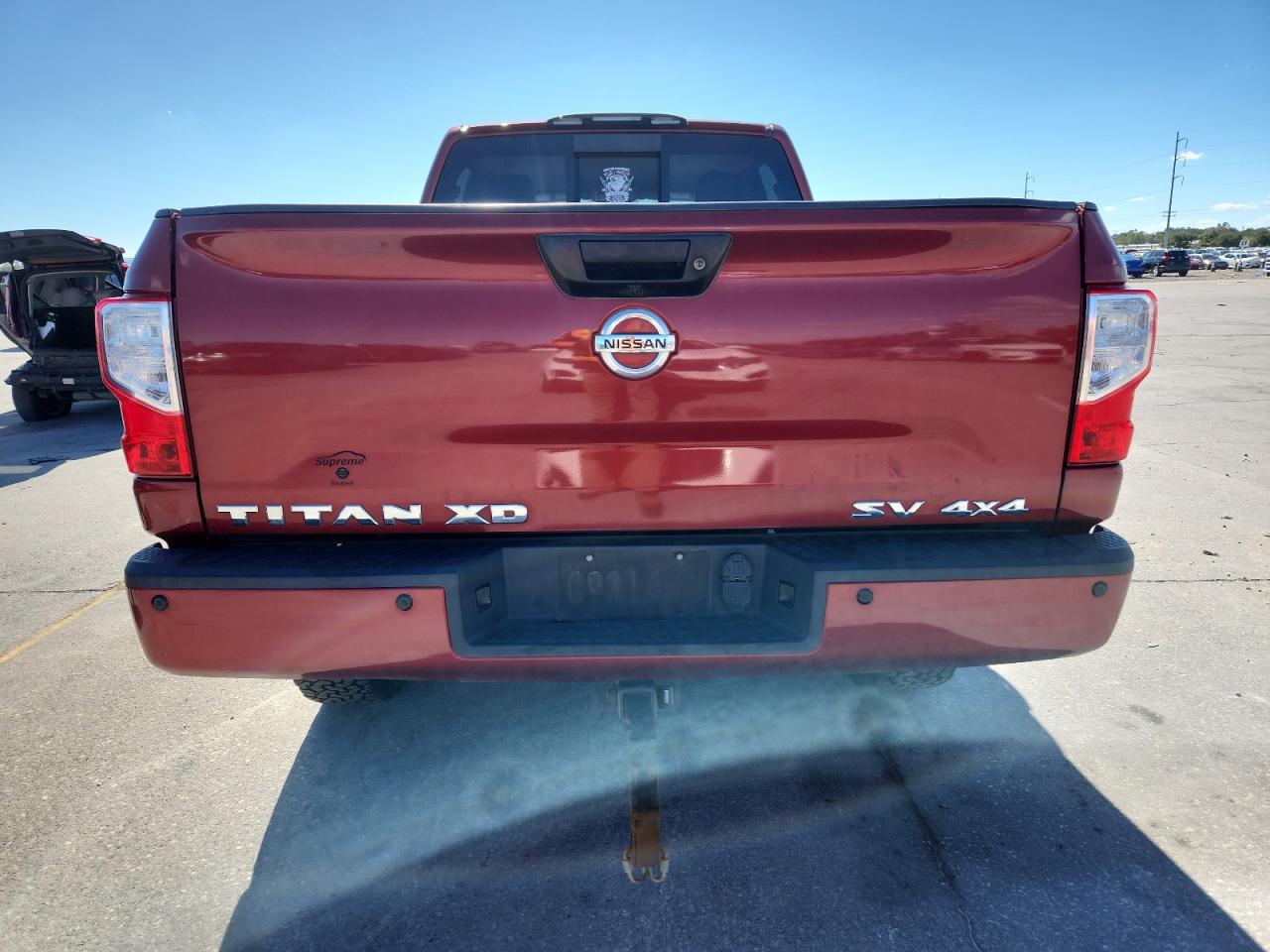 NISSAN TITAN SL