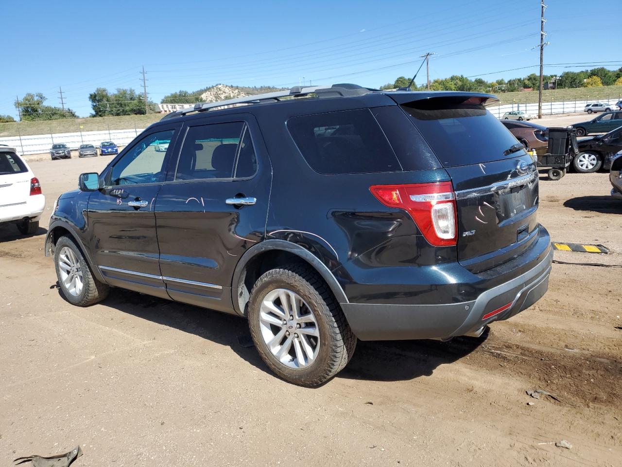 FORD EXPLORER XLT