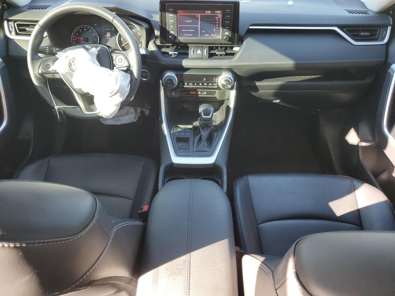 TOYOTA RAV4 XLE PREMIUM