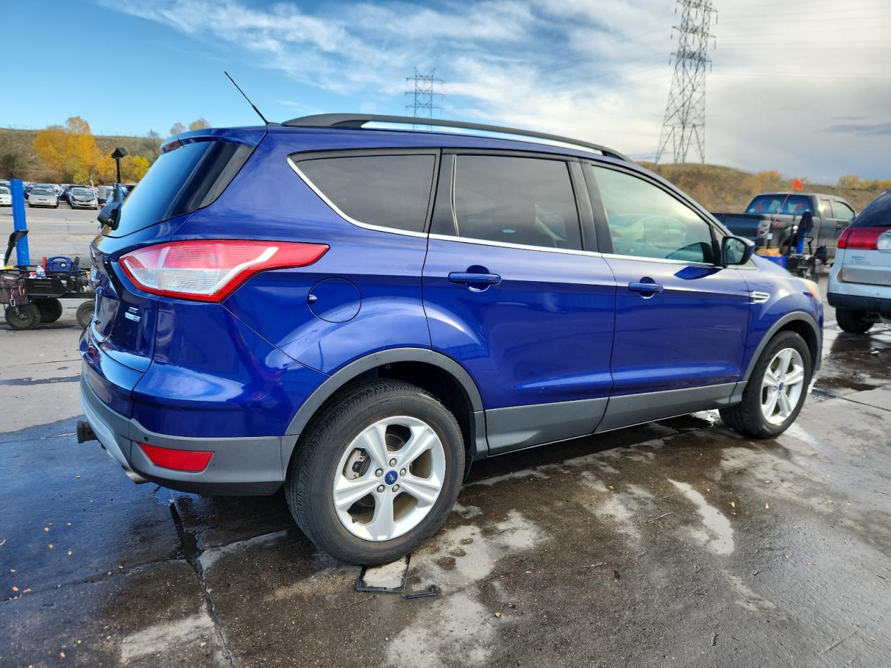 FORD ESCAPE SE