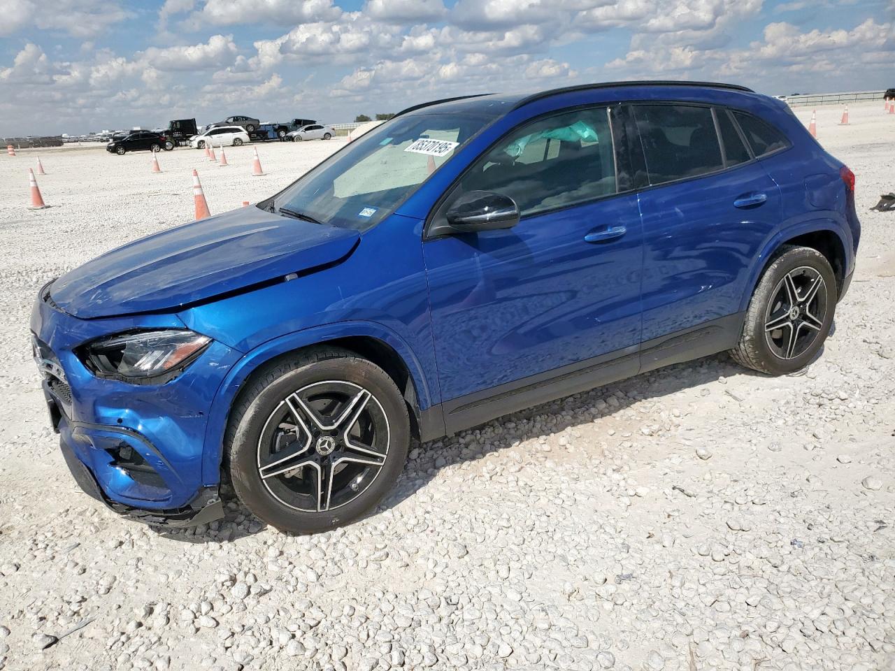 MERCEDES-BENZ GLA-CLASS 250
