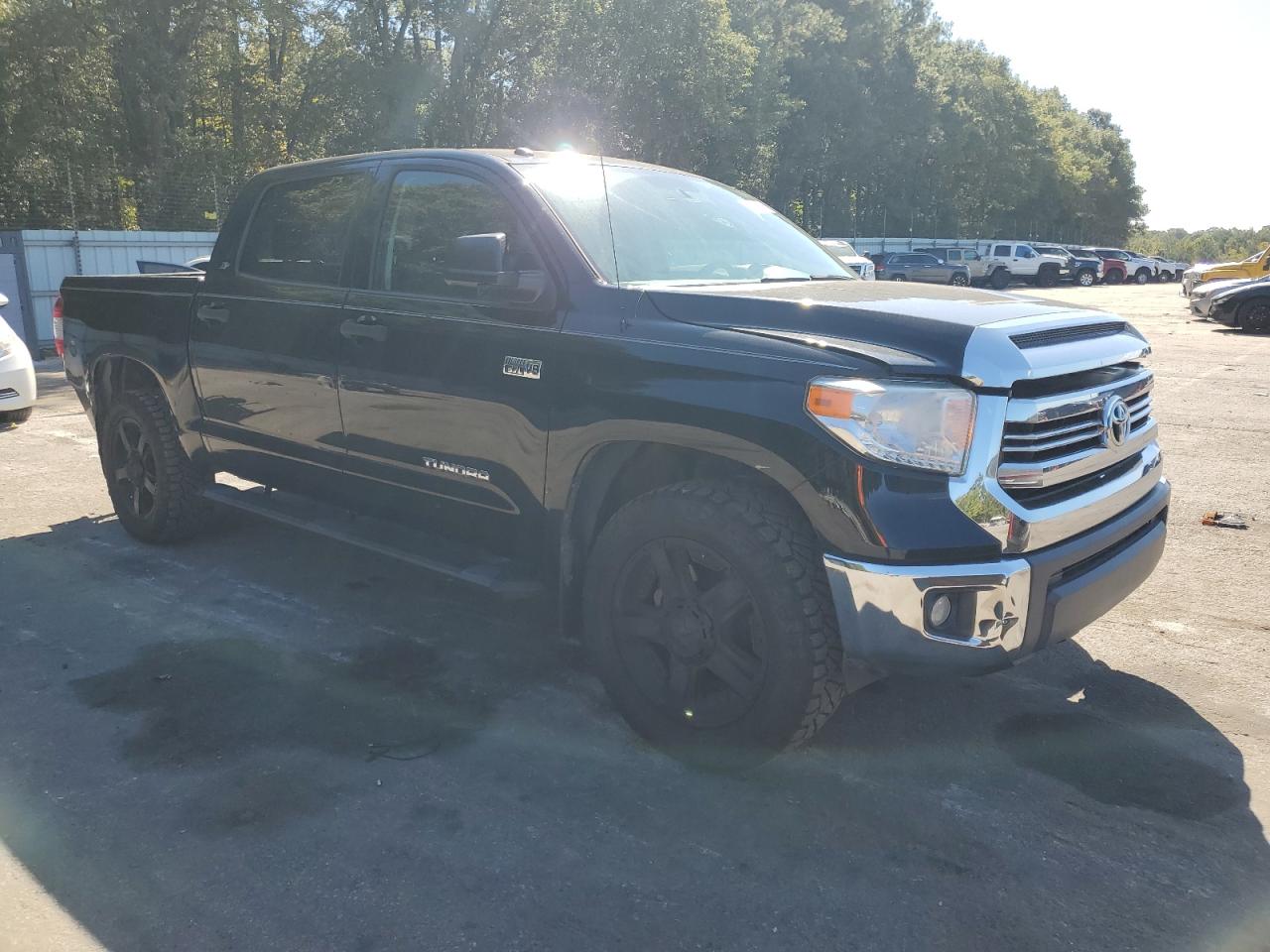 TOYOTA TUNDRA CREWMAX SR5