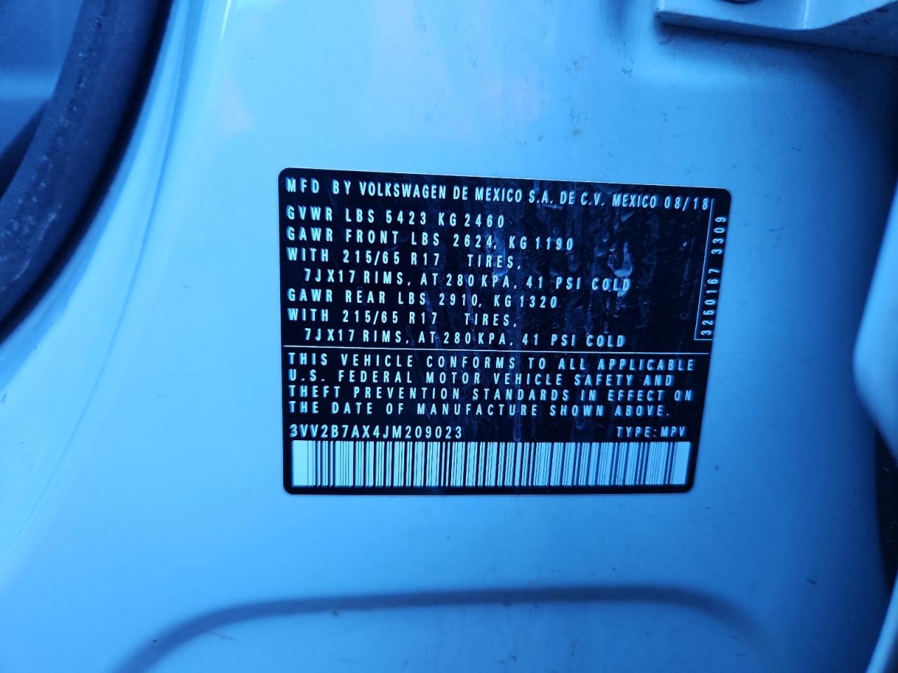 VOLKSWAGEN TIGUAN SE