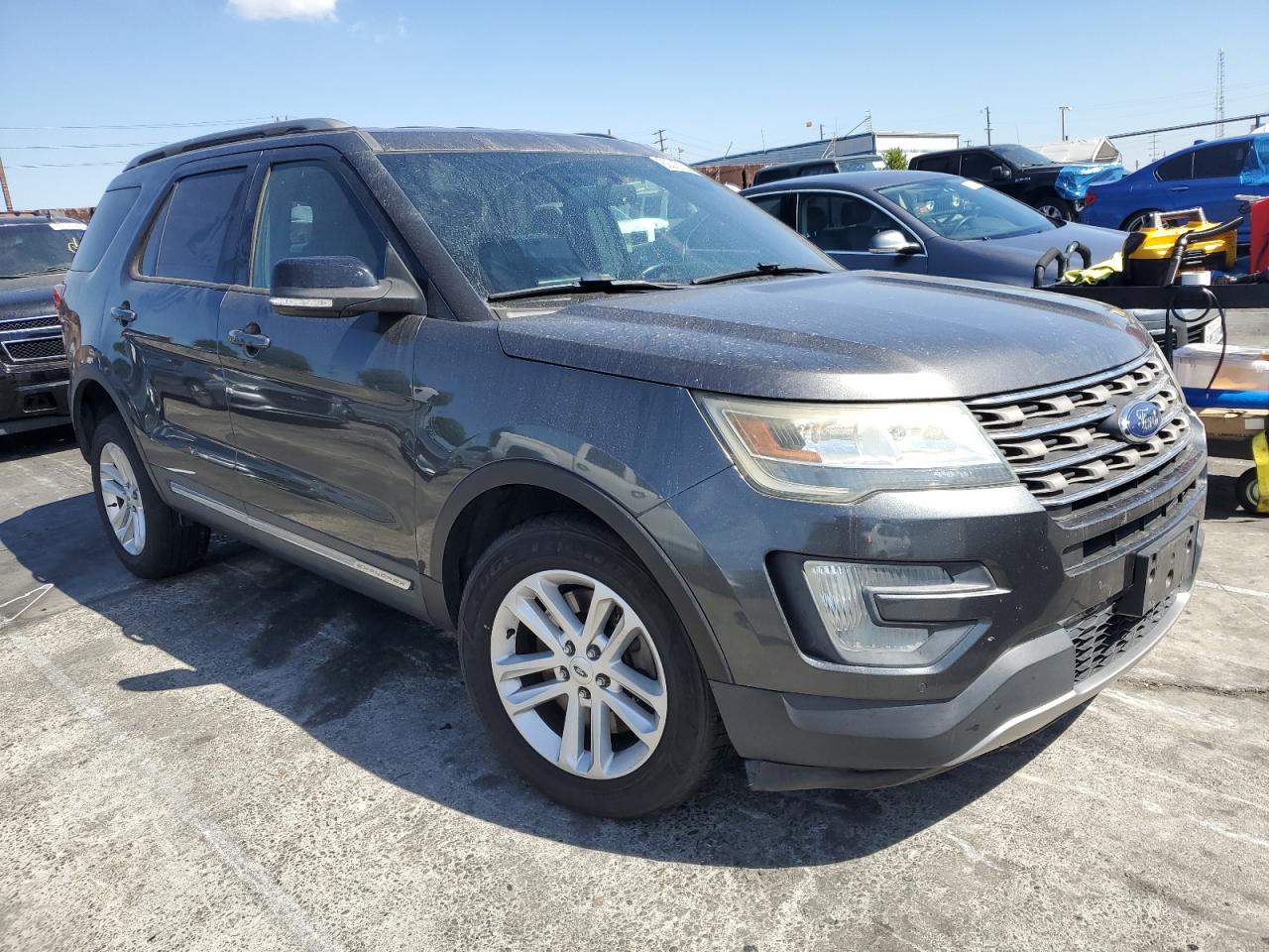 FORD EXPLORER XLT