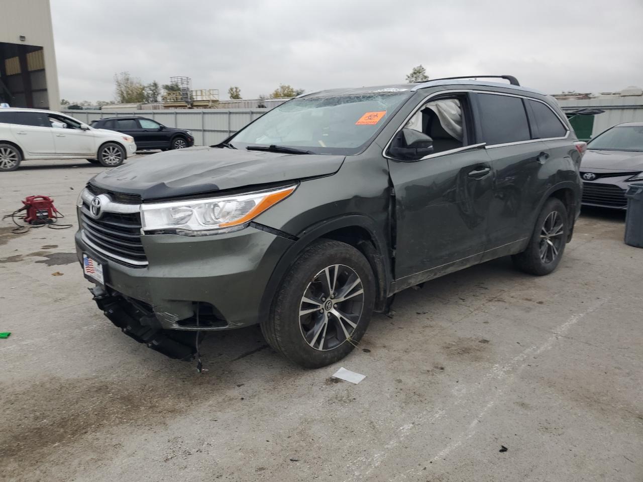 TOYOTA HIGHLANDER XLE