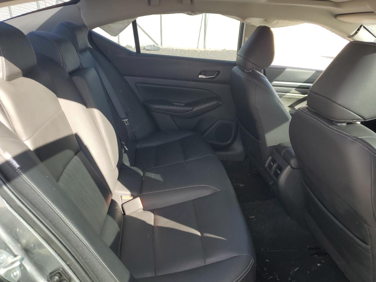 NISSAN ALTIMA PLATINUM