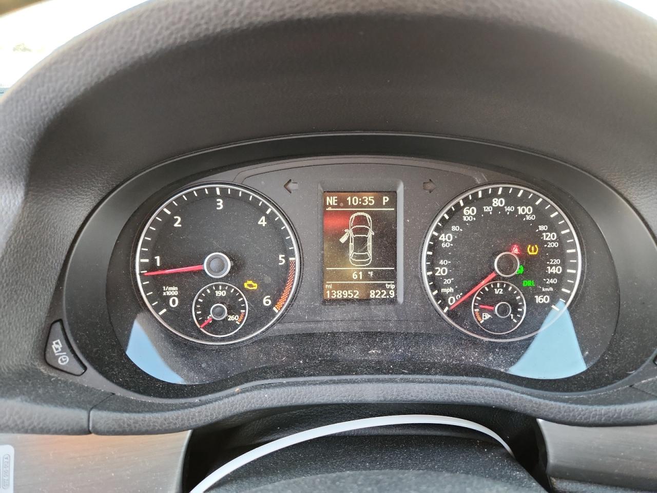 VOLKSWAGEN PASSAT SE