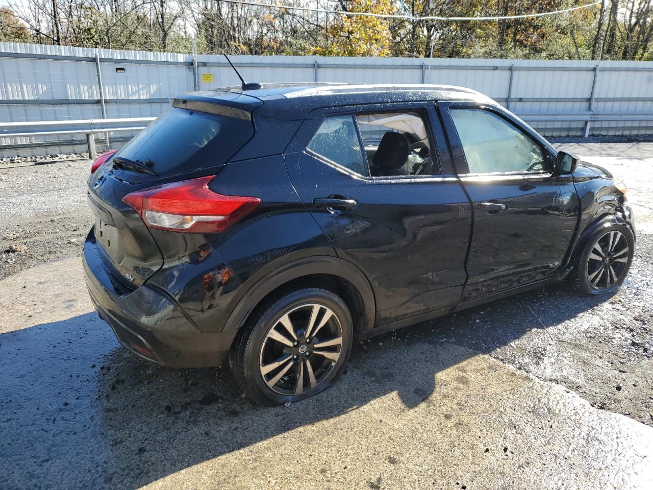 Lot #3316758427 2019 NISSAN KICKS S