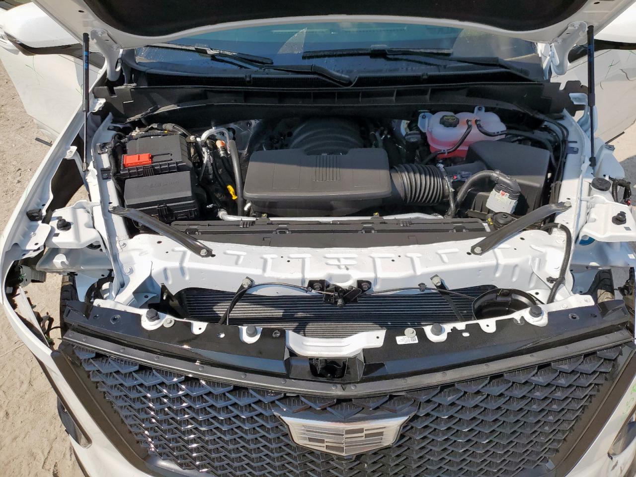 CADILLAC ESCALADE SPORT