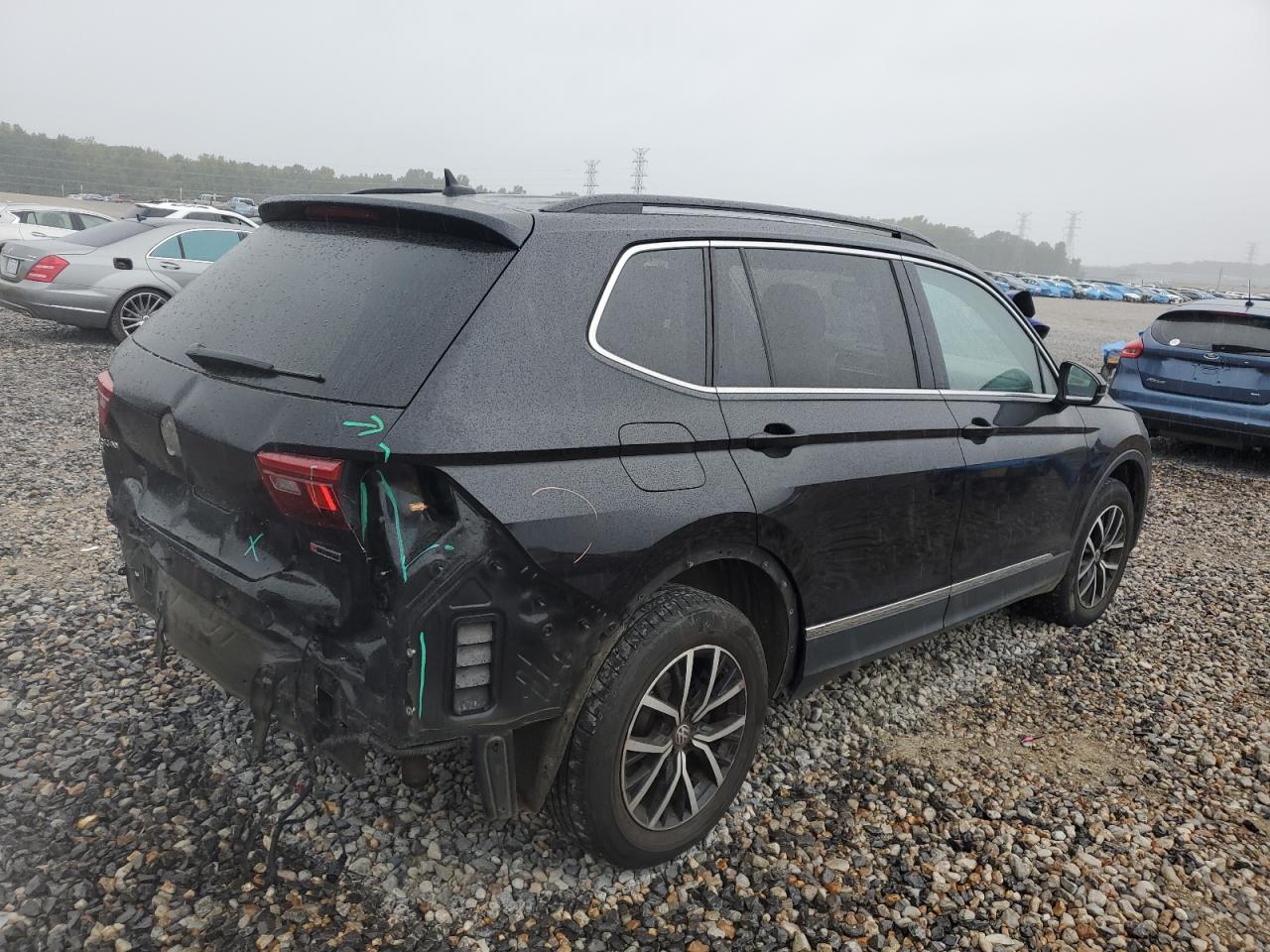 VOLKSWAGEN TIGUAN SE