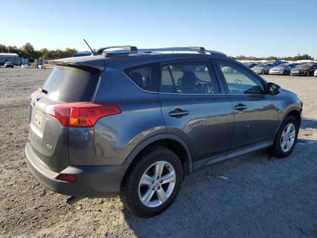 2014 TOYOTA RAV4 XLE - JTMWFREVXED039017
