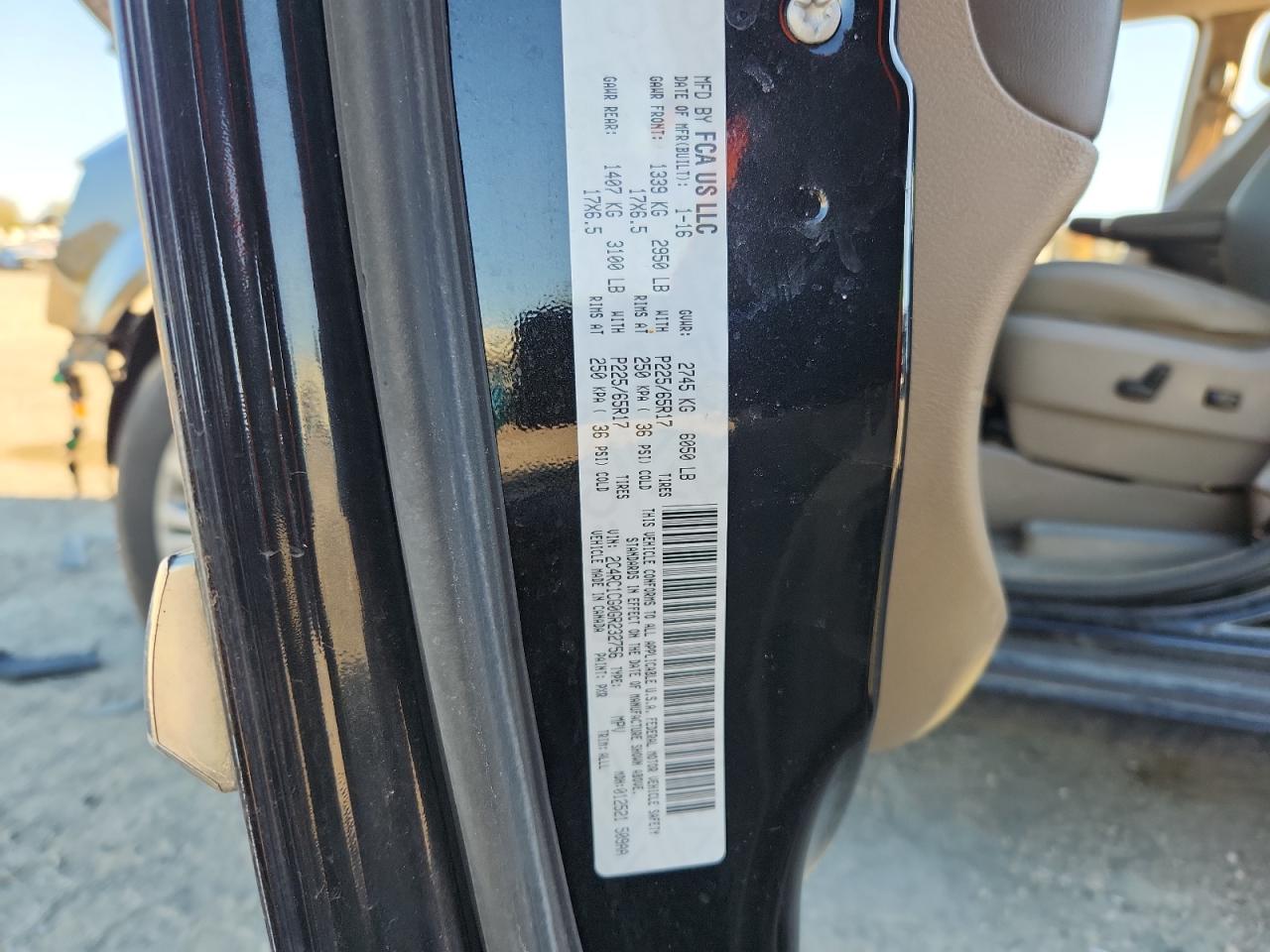 CHRYSLER TOWN & COUNTRY TOURING L