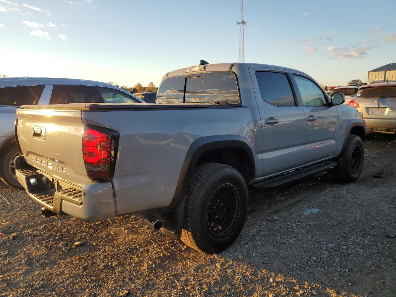 TOYOTA TACOMA DOUBLE CAB
