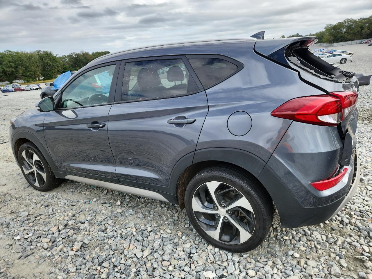 HYUNDAI TUCSON SPORT
