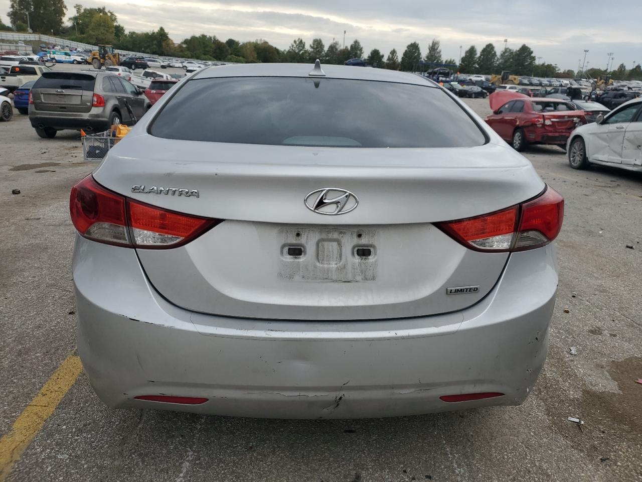 HYUNDAI ELANTRA GLS