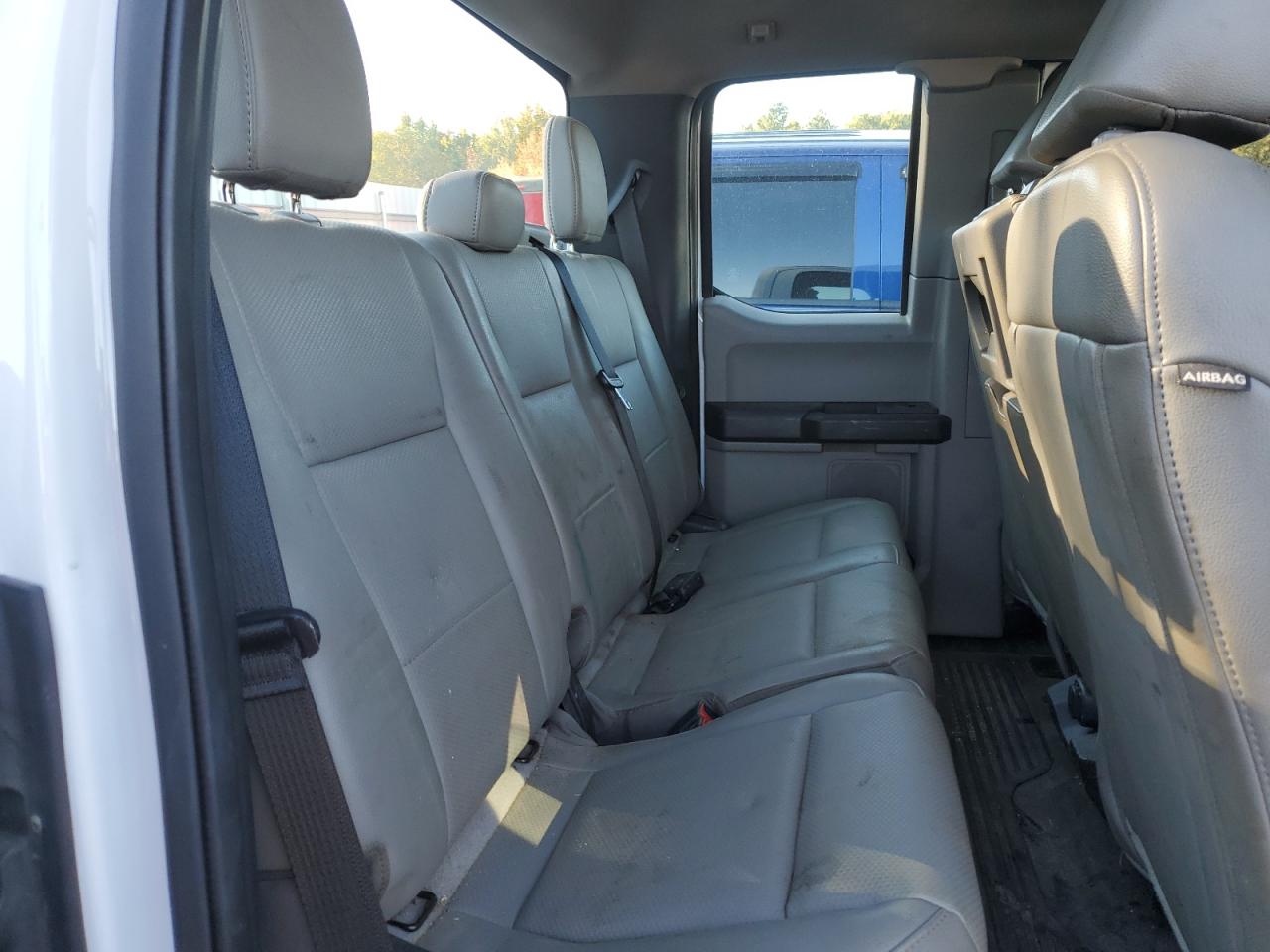 FORD F-350 SUPER DUTY