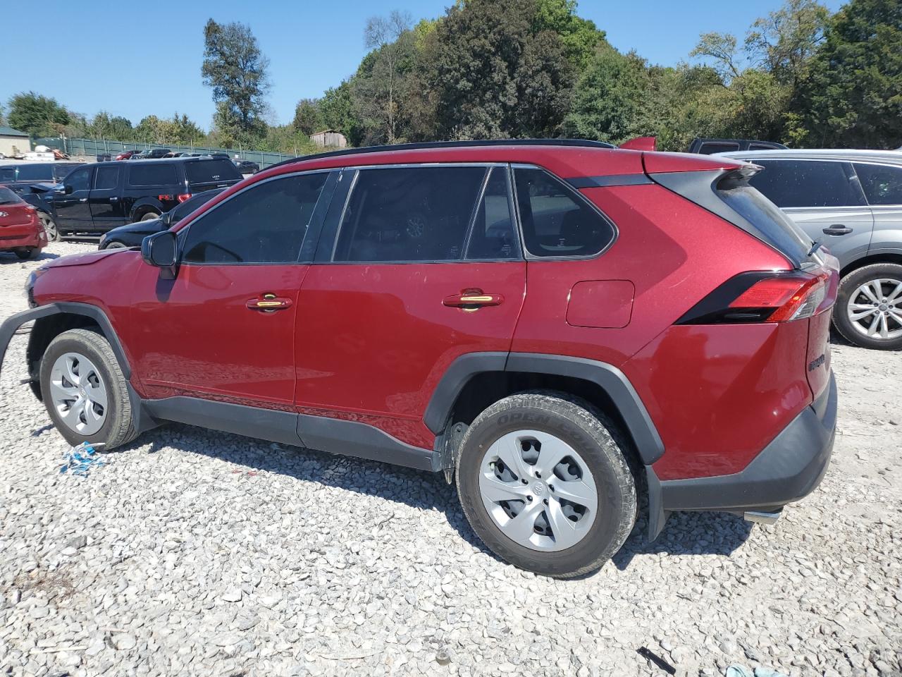 TOYOTA RAV4 LE