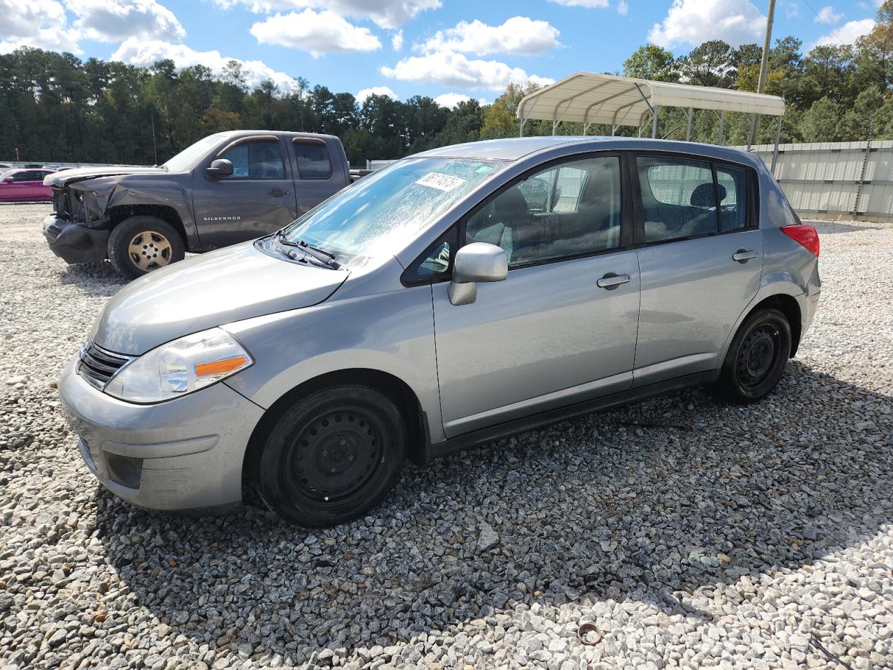 NISSAN VERSA S