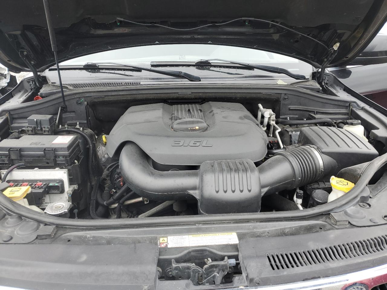 JEEP GRAND CHEROKEE LAREDO