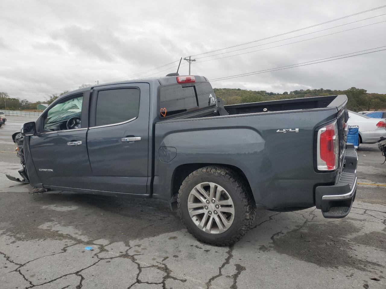 GMC CANYON SLT